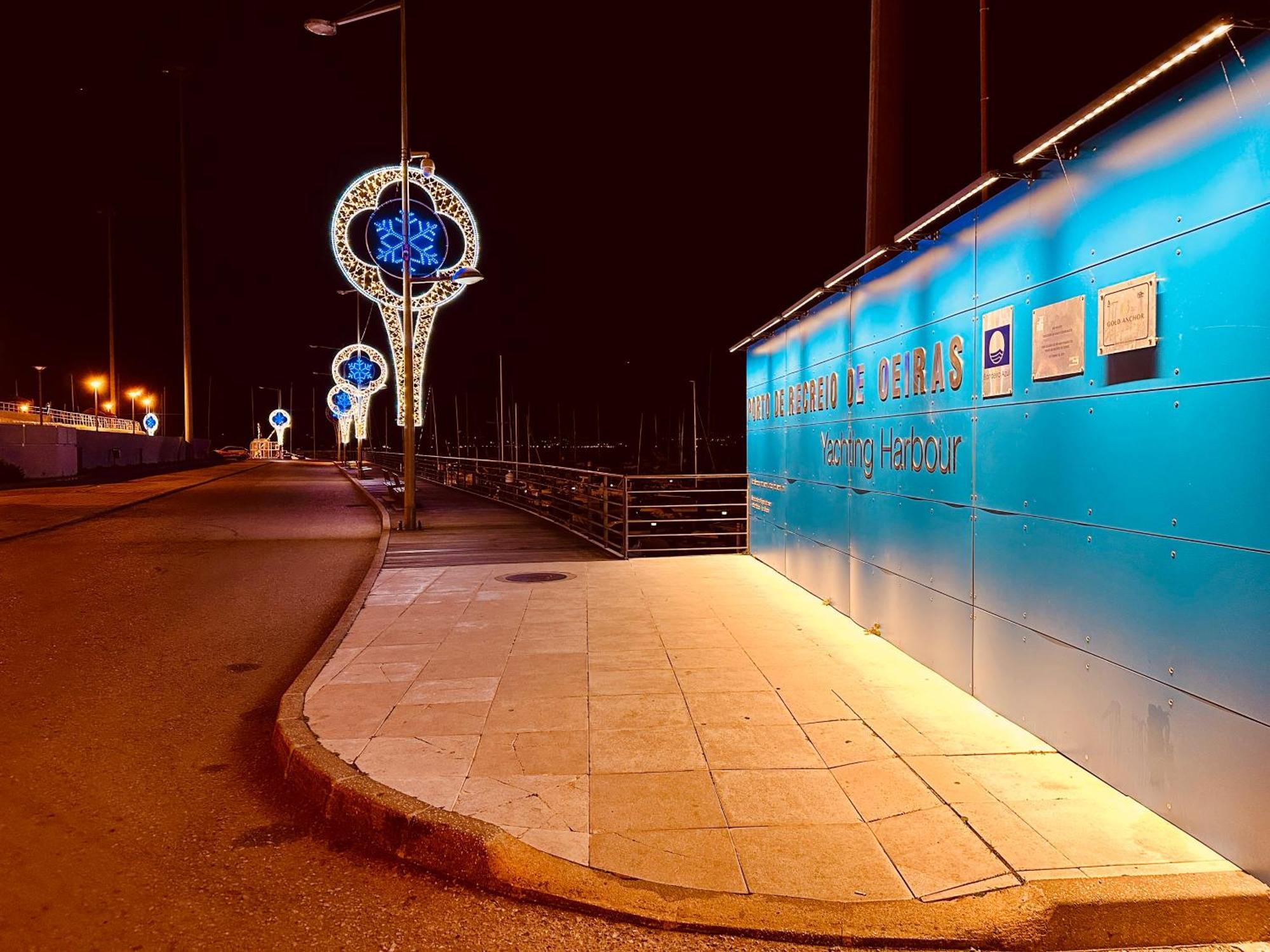 Sleep Aboard A Modern Sailboat In Oeiras Hotel ภายนอก รูปภาพ